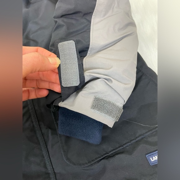 Lands' End squall waterproof insulated Black and Gray Jacket - Picture 2 of 15